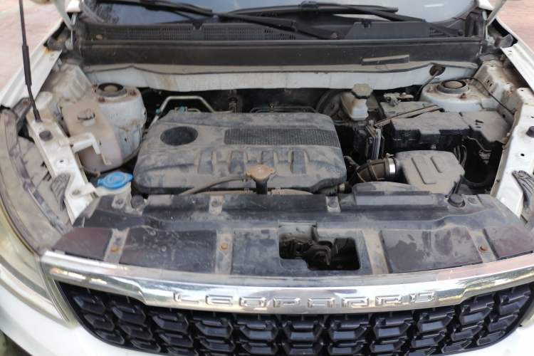 Used Leopaard CS9 2017 1.5L Manual Fashion Model Engine Bay