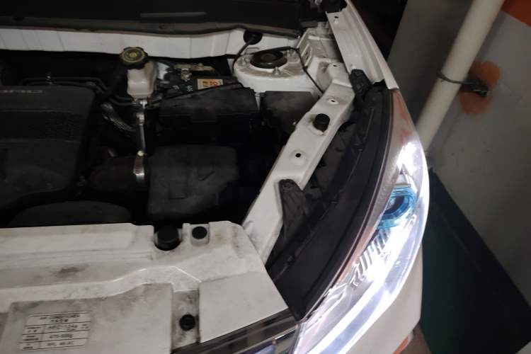 Used Leopaard CS9 2017 1.5L CVT Fashion Edition Engine Bay Left