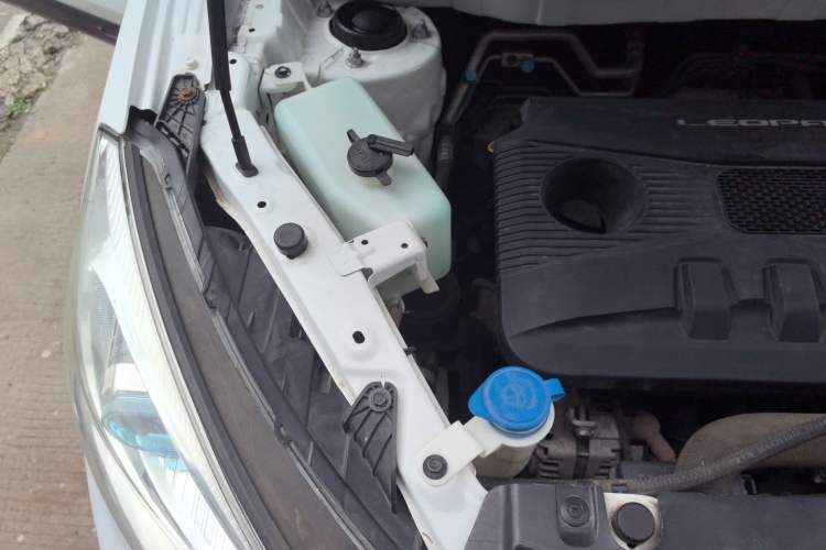 Used Leopaard CS9 2017 1.5L Manual Fashion Model Engine Bay Right