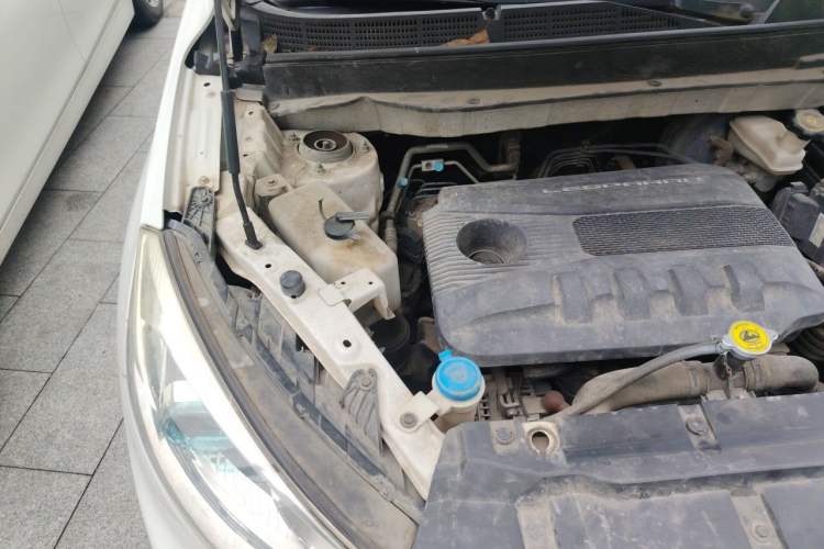 Used Leopaard CS9 2017 1.5L CVT Elite Model Engine Bay Right