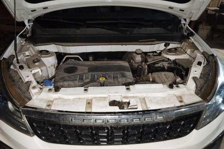 Used Leopaard CS9 2017 1.5L Manual Fashion Model Engine Bay