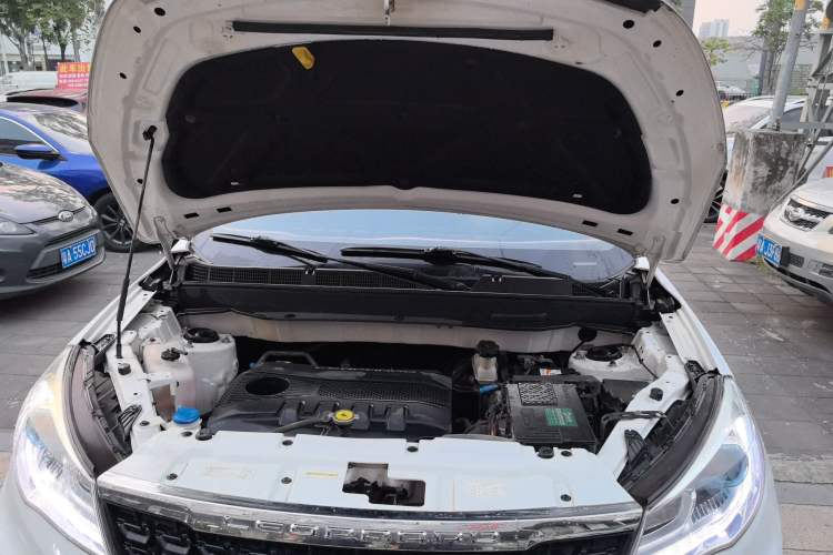 Used Leopaard CS9 2017 1.5L Manual Fashion Model Engine Bay