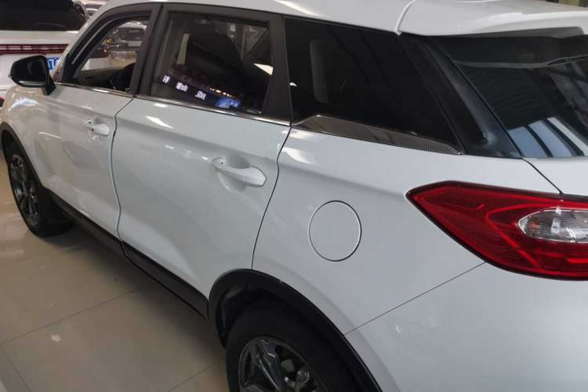 Used Leopaard CS9 2017 1.5L Manual Fashion Model Exterior 3