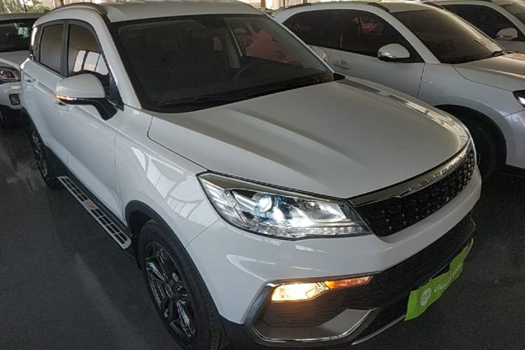 Used Leopaard CS9 2017 1.5L Manual Fashion Model Front Right 45 Deg