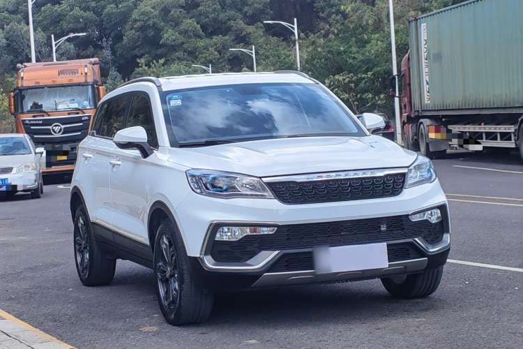 Used Leopaard CS9 2017 1.5L CVT Fashion Edition Front Right 45 Deg