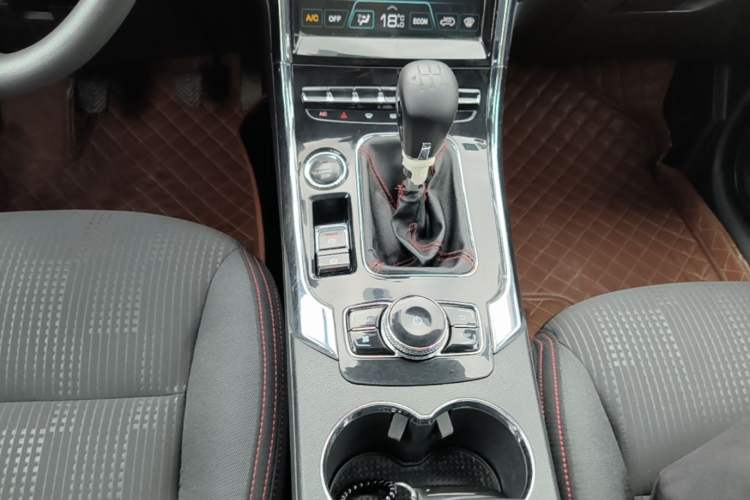 Used Leopaard CS9 2017 1.5L Manual Comfort Model Gear Lever
