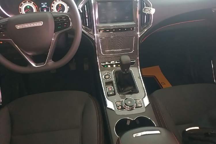 Used Leopaard CS9 2017 1.5L Manual Fashion Model Gear Lever