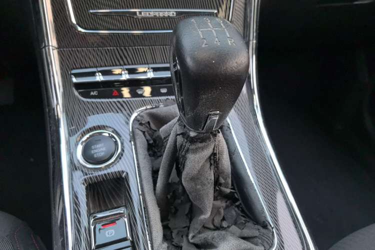 Used Leopaard CS9 2017 1.5L Manual Fashion Model Gear Lever