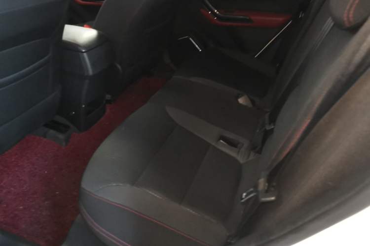 Used Leopaard CS9 2017 1.5L Manual Fashion Model Interior 4