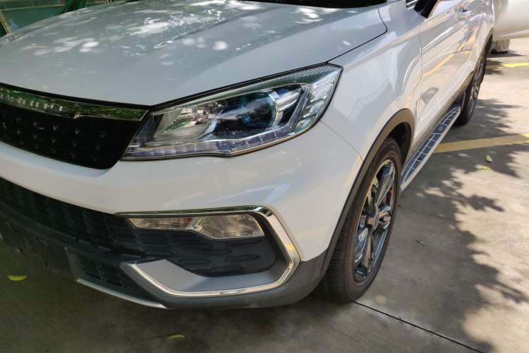 Used Leopaard CS9 2017 1.5L CVT Comfort Model Left Front Headlight