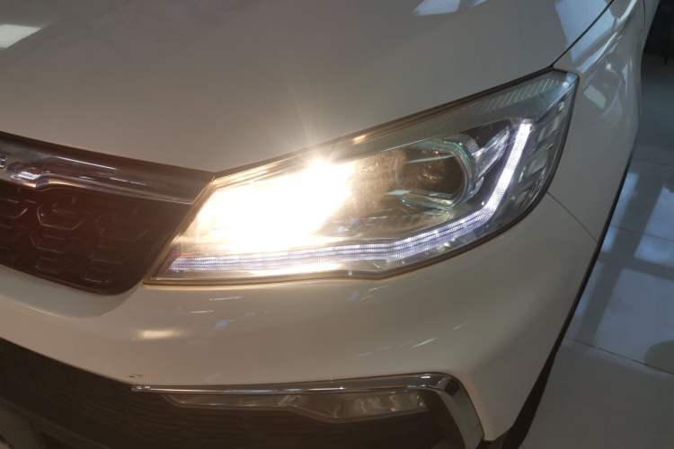 Used Leopaard CS9 2017 1.5L Manual Fashion Model Left Front Headlight