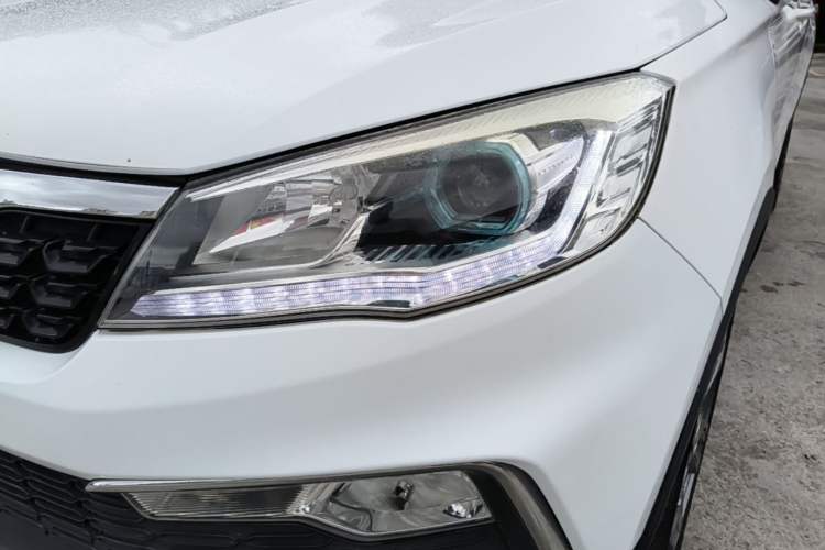 Used Leopaard CS9 2017 1.5L Manual Comfort Model Left Front Headlight
