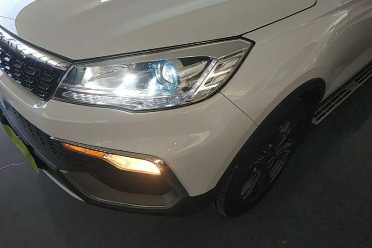 Used Leopaard CS9 2017 1.5L Manual Fashion Model Left Front Headlight
