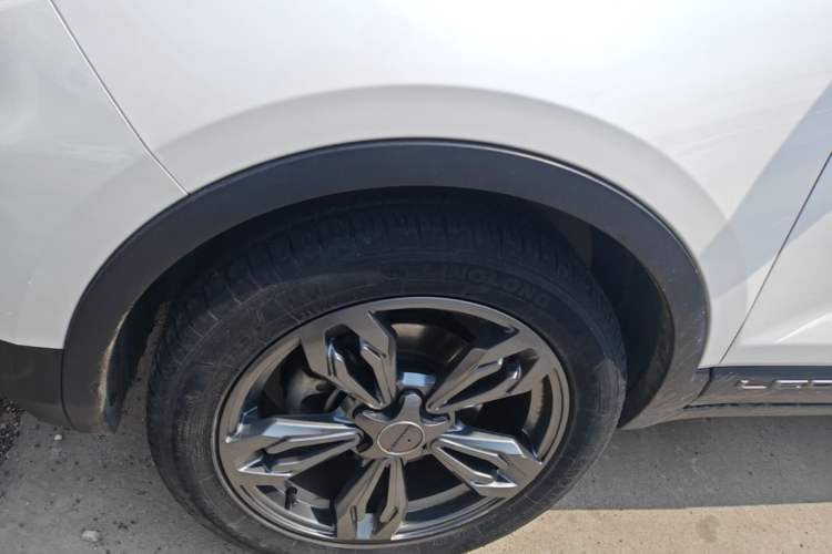 Used Leopaard CS9 2017 1.5L CVT Fashion Edition Left Front Wheel Hub