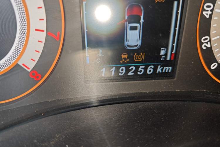 Used Leopaard CS9 2017 1.5L Manual Elite Model Odometer Close Up