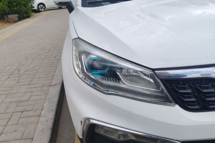 Used Leopaard CS9 2017 1.5L CVT Comfort Model Right Front Headlight