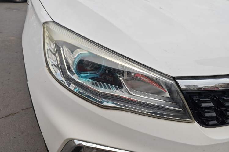 Used Leopaard CS9 2017 1.5L Manual Elite Model Right Front Headlight