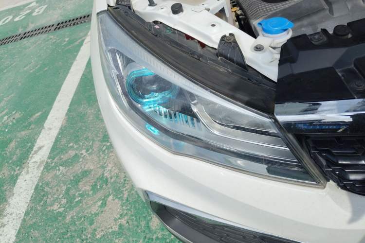 Used Leopaard CS9 2017 1.5L CVT Luxury Model Right Front Headlight
