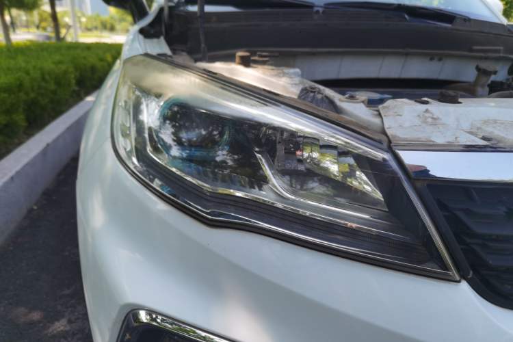 Used Leopaard CS9 2017 1.5L CVT Comfort Model Right Front Headlight