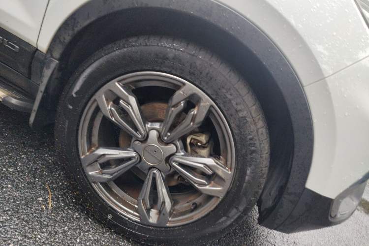 Used Leopaard CS9 2017 1.5L Manual Fashion Model Right Front Wheel Hub