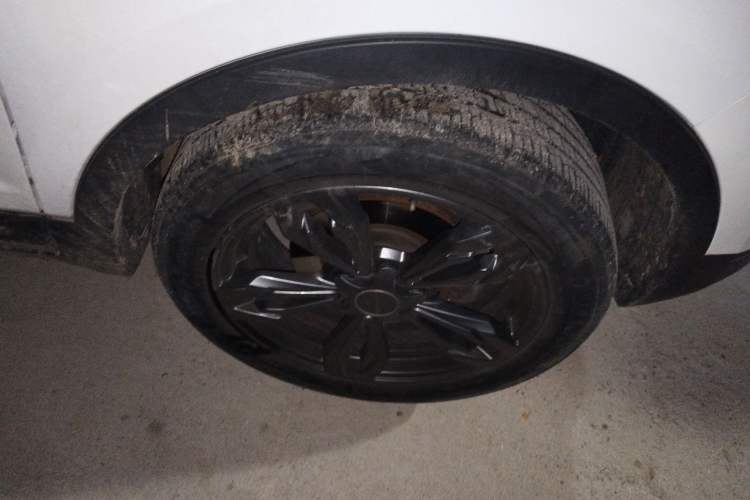 Used Leopaard CS9 2017 1.5L Manual Fashion Model Right Front Wheel Hub