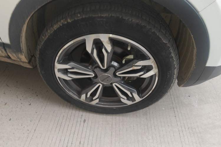 Used Leopaard CS9 2017 1.5L Manual Fashion Model Right Front Wheel Hub