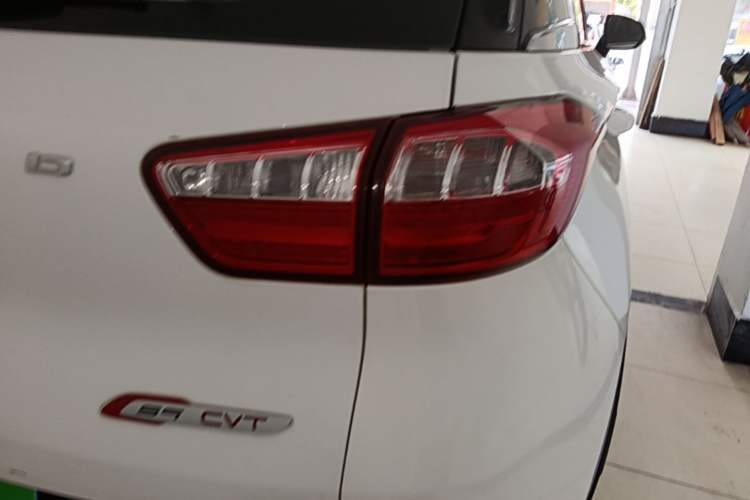 Used Leopaard CS9 2017 1.5L CVT Comfort Model Right Rear Taillight