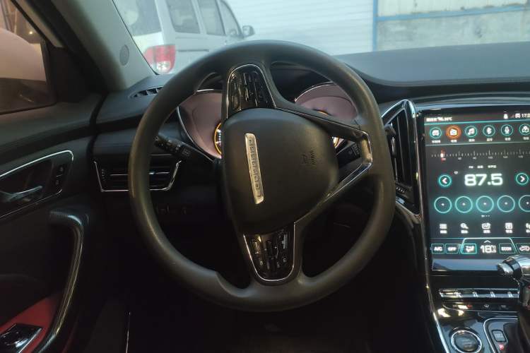 Used Leopaard CS9 2017 1.5L CVT Fashion Edition Steering Wheel