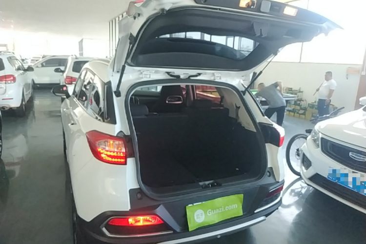 Used Leopaard CS9 2017 1.5L Manual Fashion Model Trunk