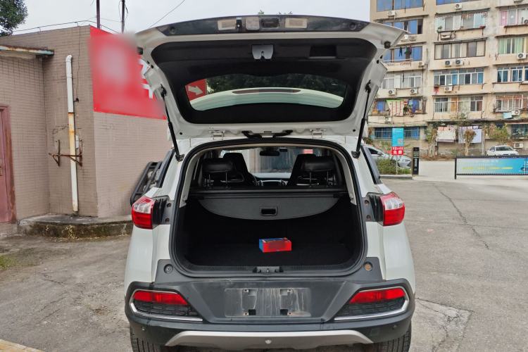 Used Leopaard CS9 2017 1.5L Manual Fashion Model Trunk
