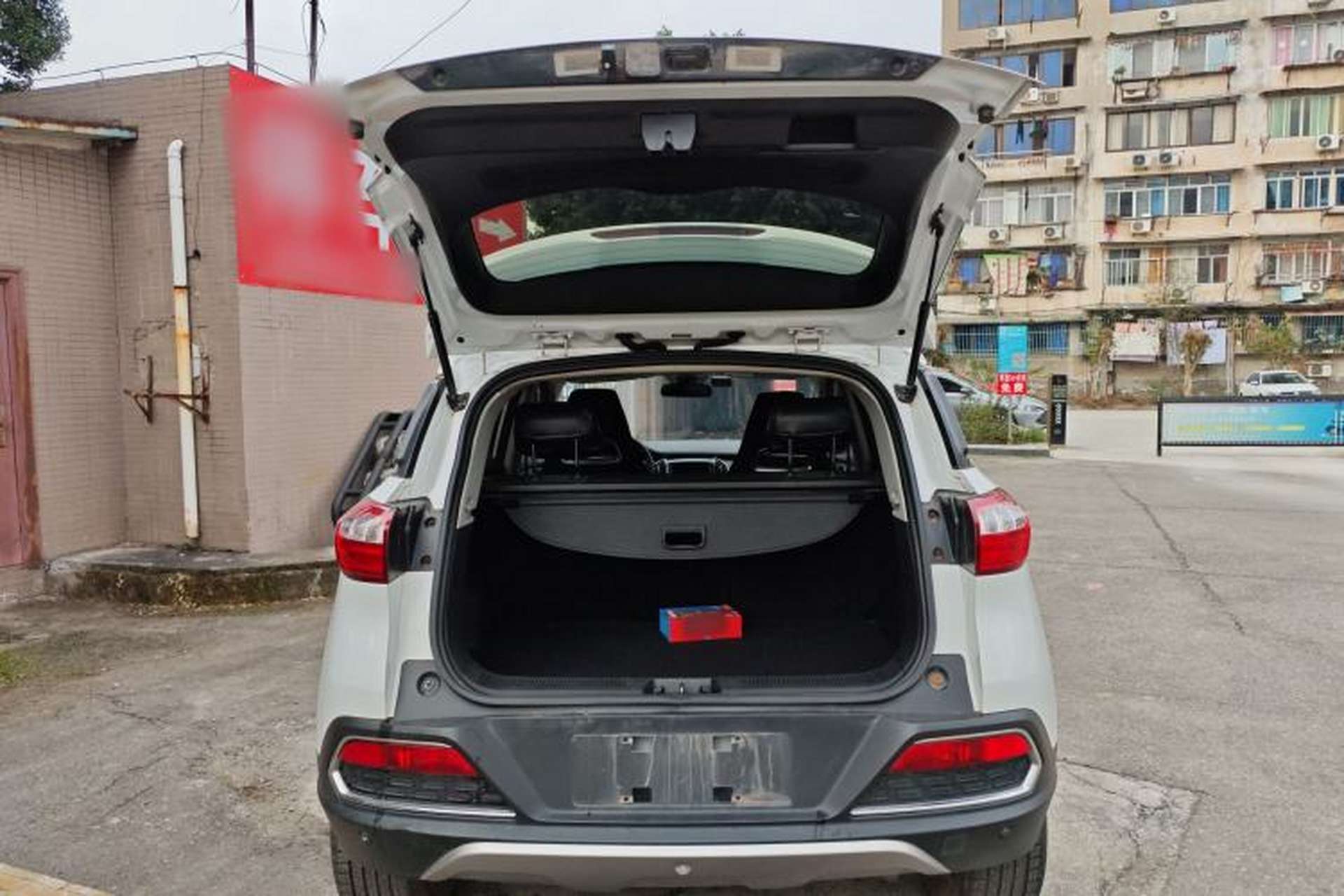 Used Leopaard CS9 2017 1.5L Manual Fashion Model Trunk