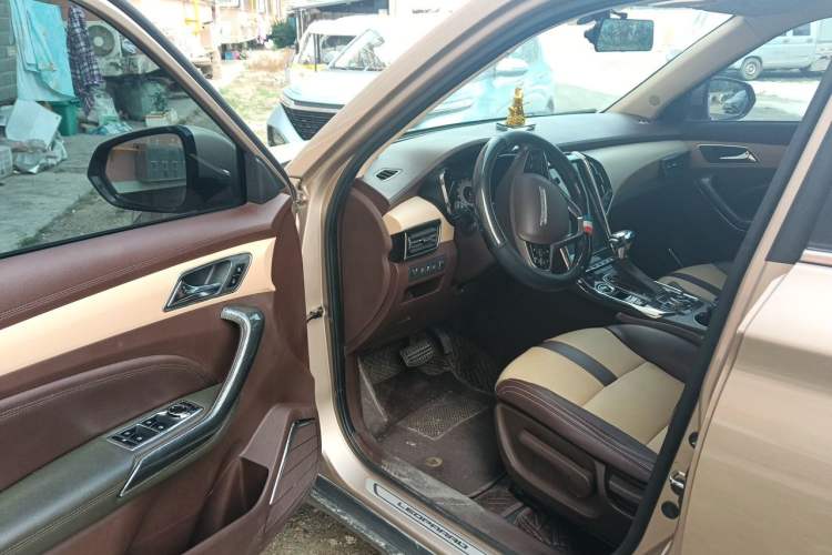 Used Leopaard CS9 2017 1.5L CVT Comfort Model Driver Seat