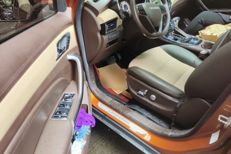Used Leopaard CS9 2017 1.5L CVT Elite Model Driver Seat