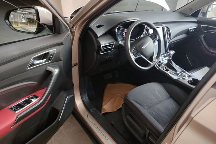 Used Leopaard CS9 2017 1.5L CVT Comfort Model Driver Seat