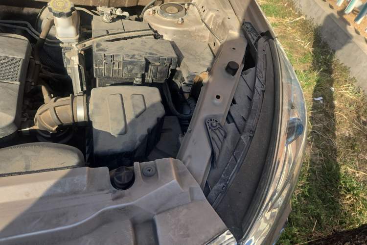 Used Leopaard CS9 2017 1.5L Manual Fashion Model Engine Bay Left