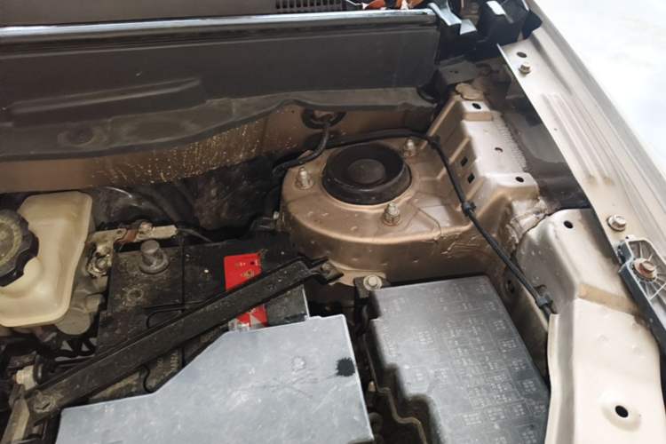 Used Leopaard CS9 2017 1.5L CVT Fashion Edition Engine Bay Left