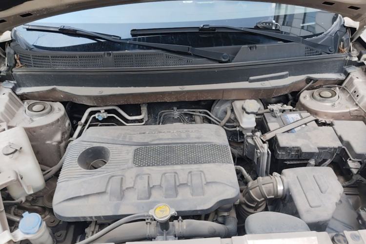Used Leopaard CS9 2017 1.5L Manual Comfort Model Engine Bay