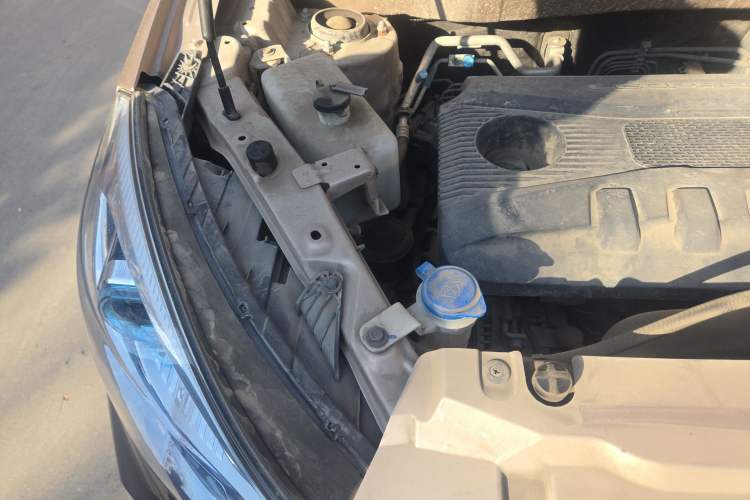 Used Leopaard CS9 2017 1.5L Manual Fashion Model Engine Bay Right