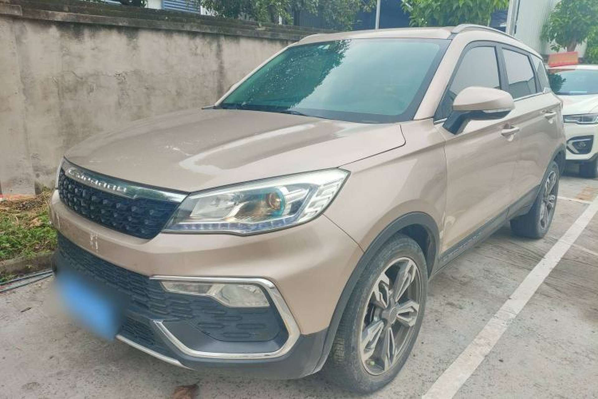 Used Leopaard CS9 2017 1.5L CVT Elite Model Front Left 45 Deg