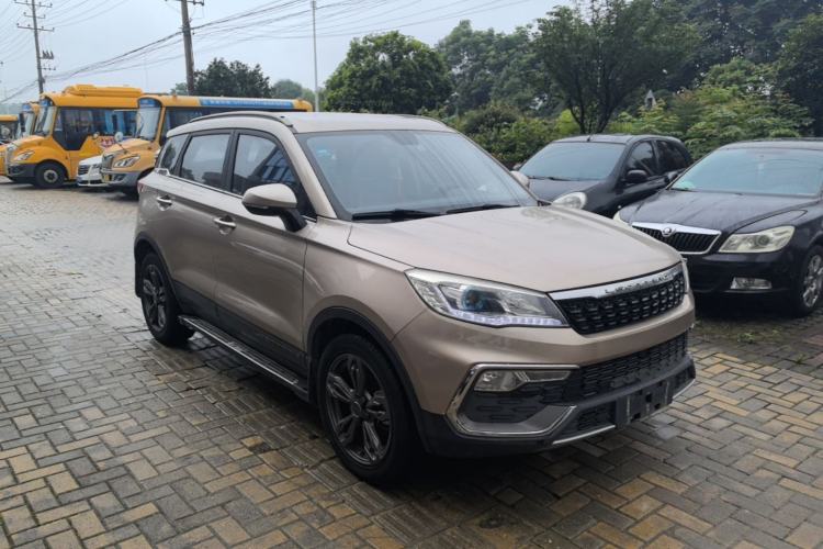 Used Leopaard CS9 2017 1.5L Manual Fashion Model Front Right 45 Deg