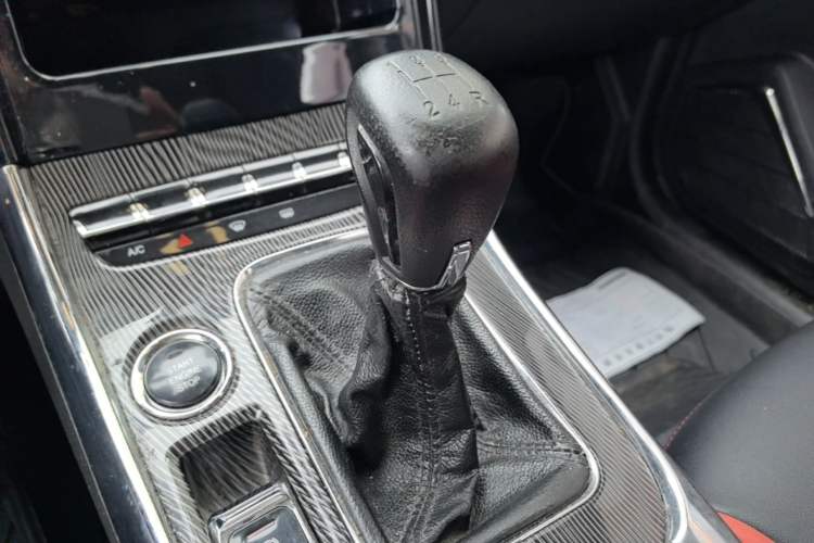 Used Leopaard CS9 2017 1.5L Manual Fashion Model Gear Lever