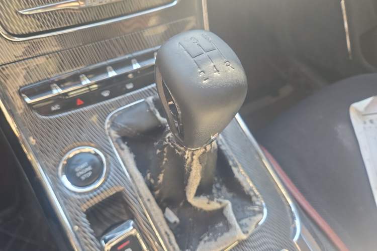 Used Leopaard CS9 2017 1.5L Manual Fashion Model Gear Lever