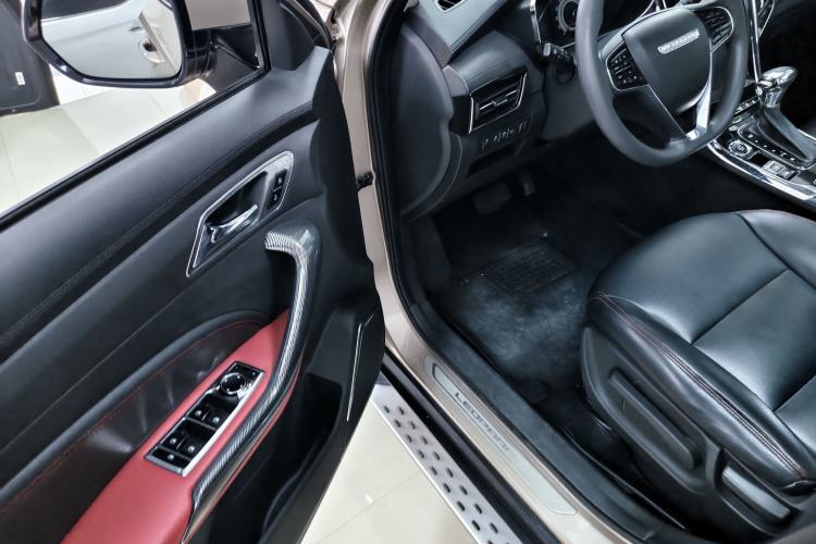 Used Leopaard CS9 2017 1.5L CVT Comfort Model Interior 4
