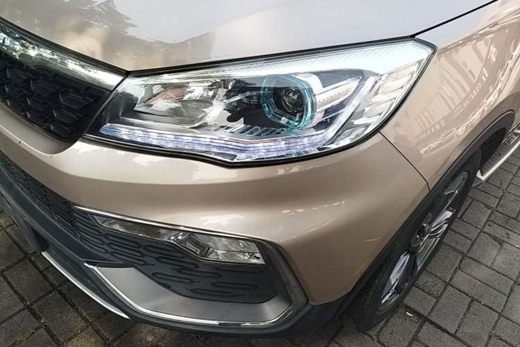 Used Leopaard CS9 2017 1.5L CVT Fashion Edition Left Front Headlight