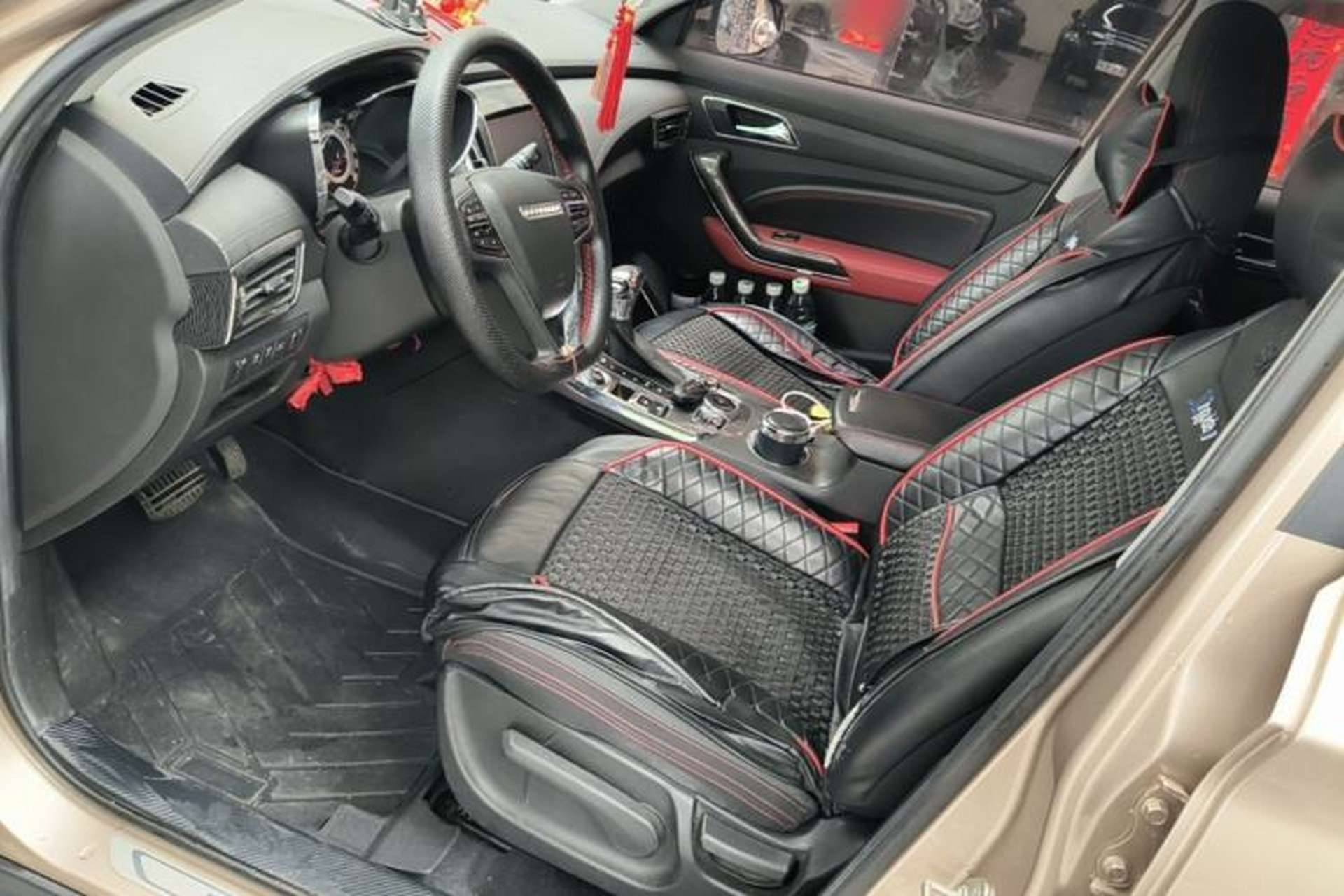 Used Leopaard CS9 2017 1.5L CVT Fashion Edition Left Front Seat