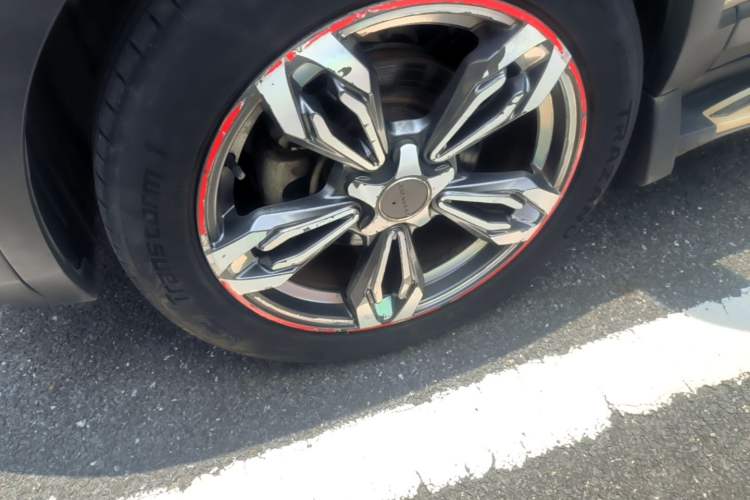 Used Leopaard CS9 2017 1.5L CVT Fashion Edition Left Front Wheel Hub