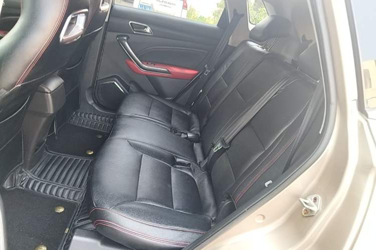 Used Leopaard CS9 2017 1.5L CVT Fashion Edition Left Rear Seat