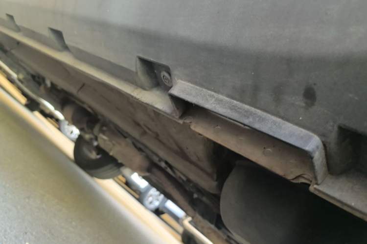 Used Leopaard CS9 2017 1.5L Manual Fashion Model Left Side Sill