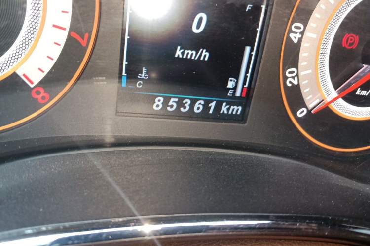 Used Leopaard CS9 2017 1.5L CVT Comfort Model Odometer Close Up