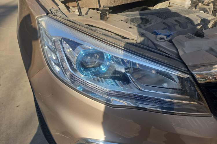Used Leopaard CS9 2017 1.5L Manual Fashion Model Right Front Headlight